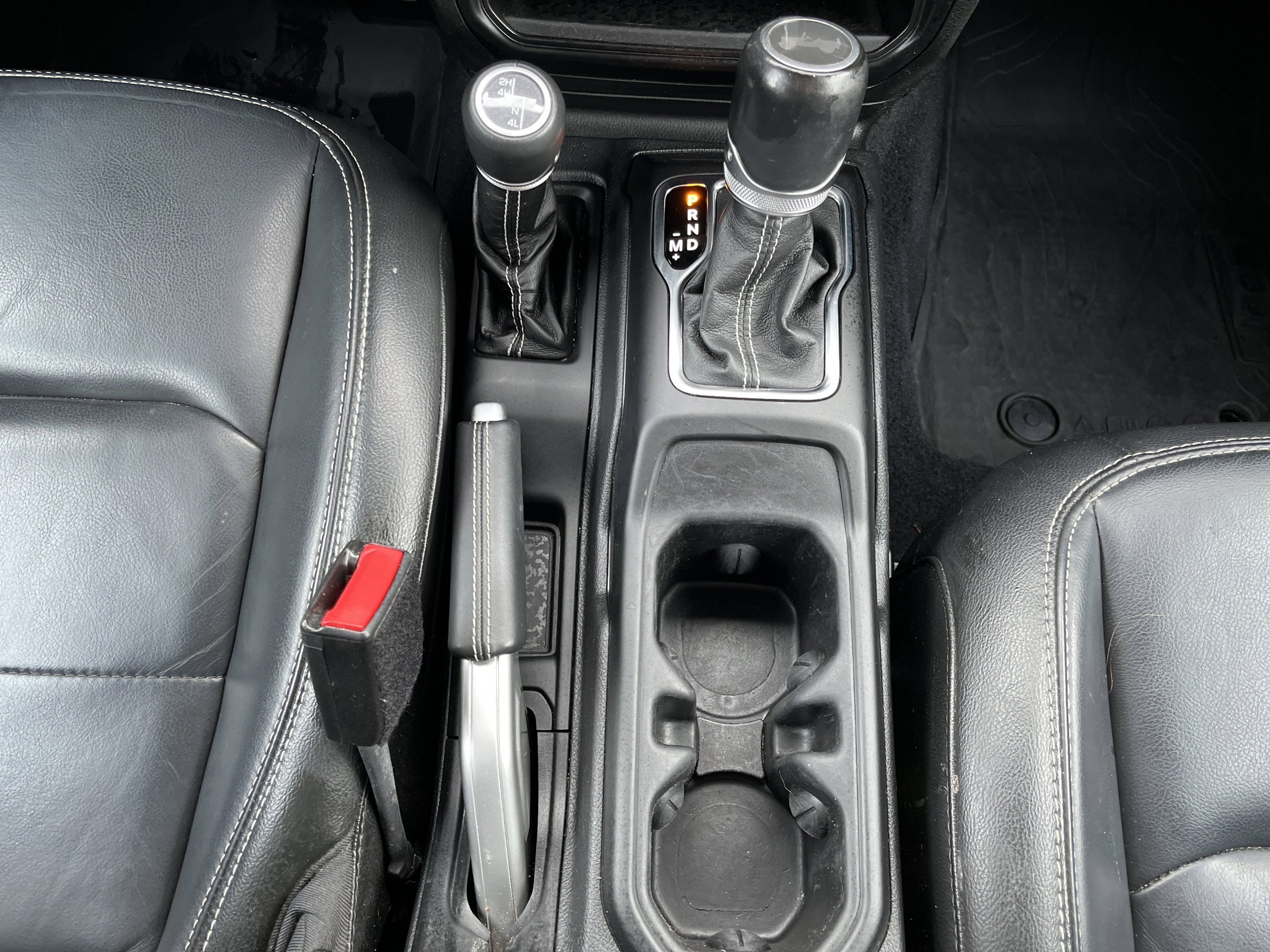 Used 2022 Jeep Wrangler Unlimited Sahara w/ LED Lighting Group image 46