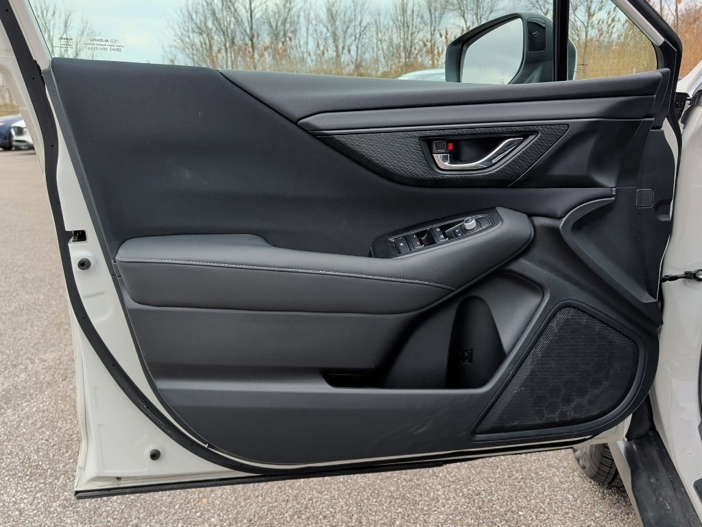 Used 2022 Subaru Outback Premium image 32