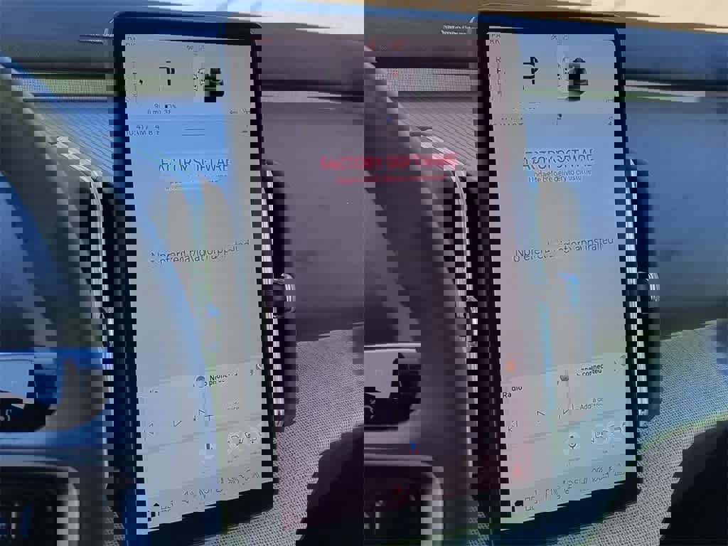 New 2025 Volvo EX30 Plus w/ Protection Package Premier image 27