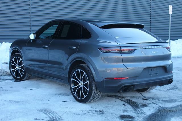 Certified 2023 Porsche Cayenne Coupe image 3