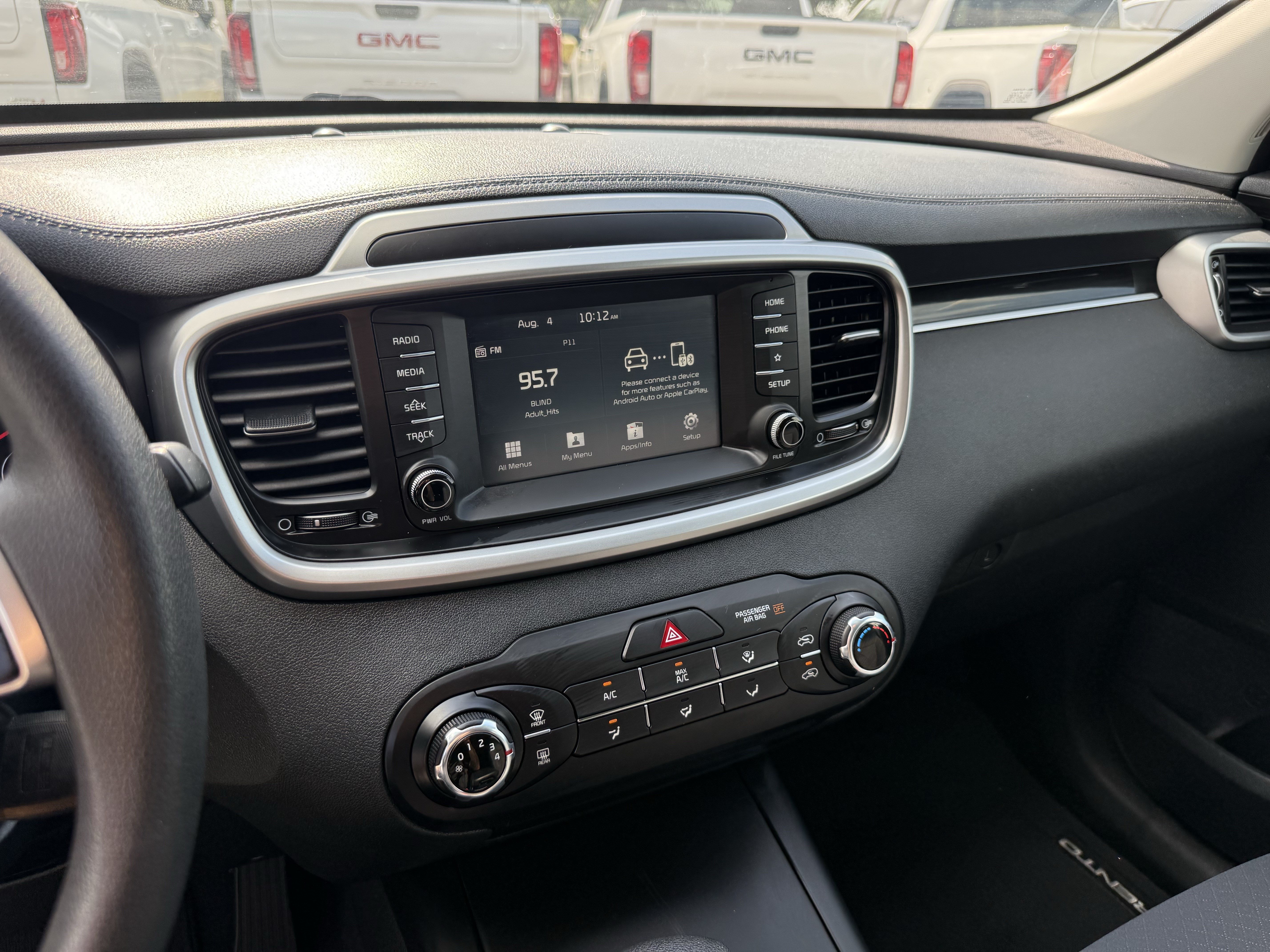 Used 2020 Kia Sorento FWD V6 image 21