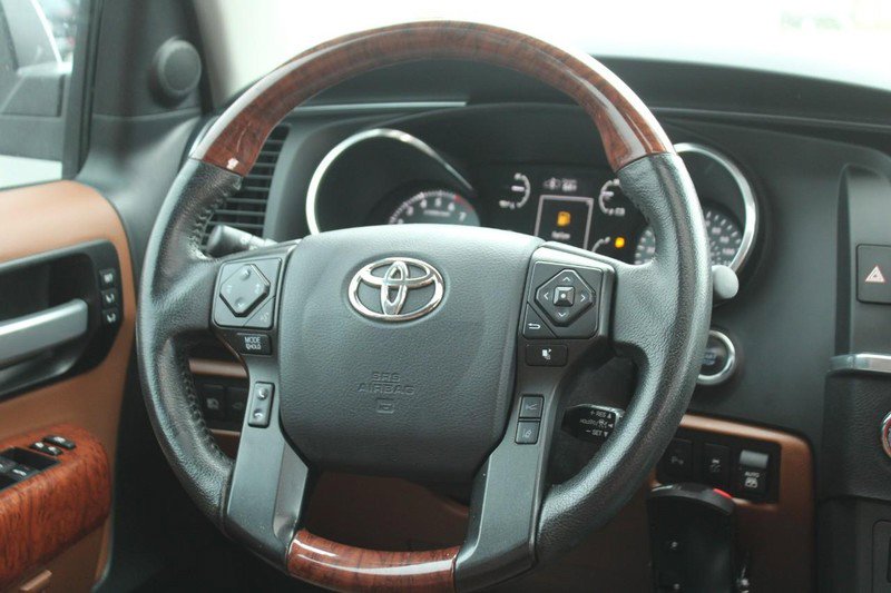 Used 2020 Toyota Sequoia Platinum image 15