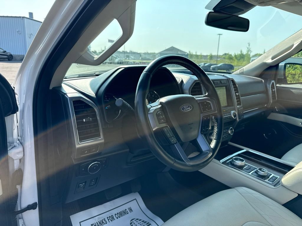 Used 2019 Ford Expedition Platinum AWD/4WD image 29