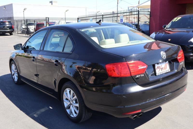 Used 2012 Volkswagen Jetta SE image 5