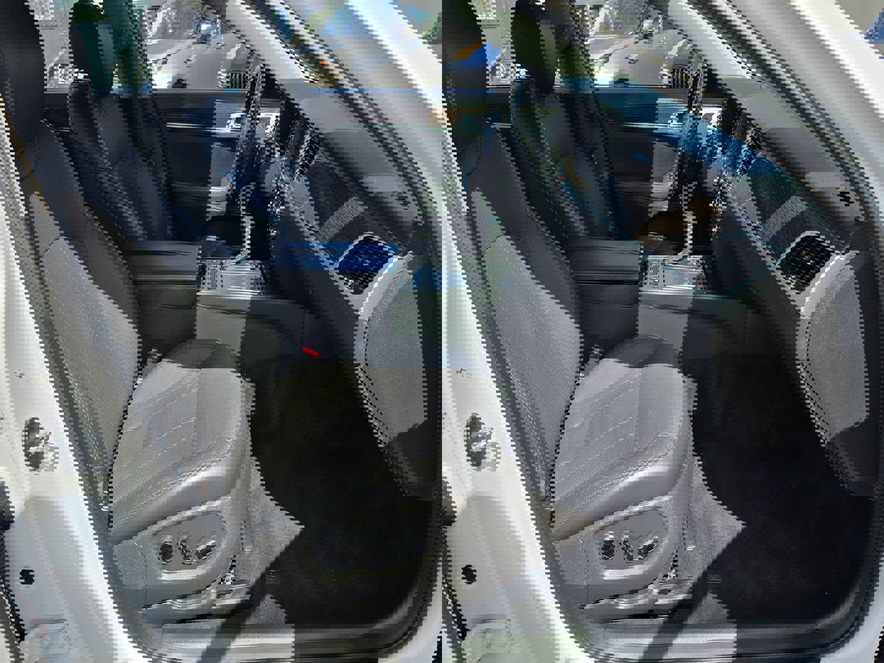 Used 2018 Genesis G80 3.8 image 10