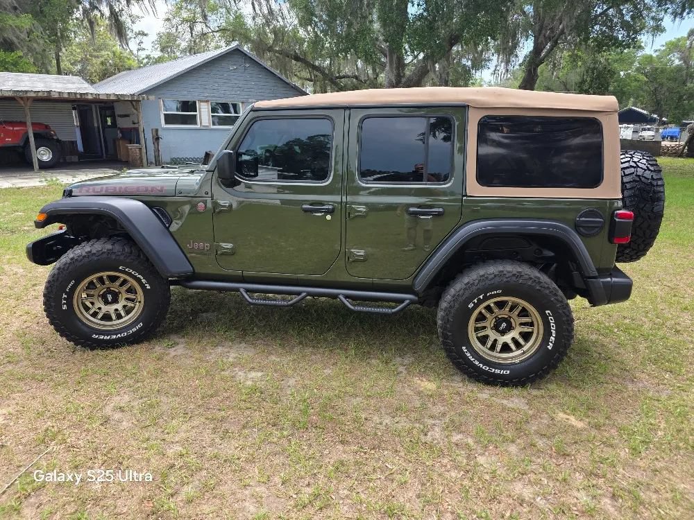 Used 2021 Jeep Wrangler Unlimited Rubicon AWD/4WD image 10