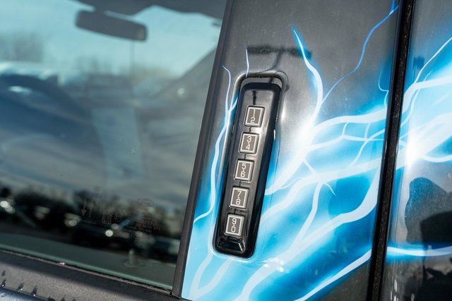 Used 2024 Ford F150 Lightning Platinum image 19