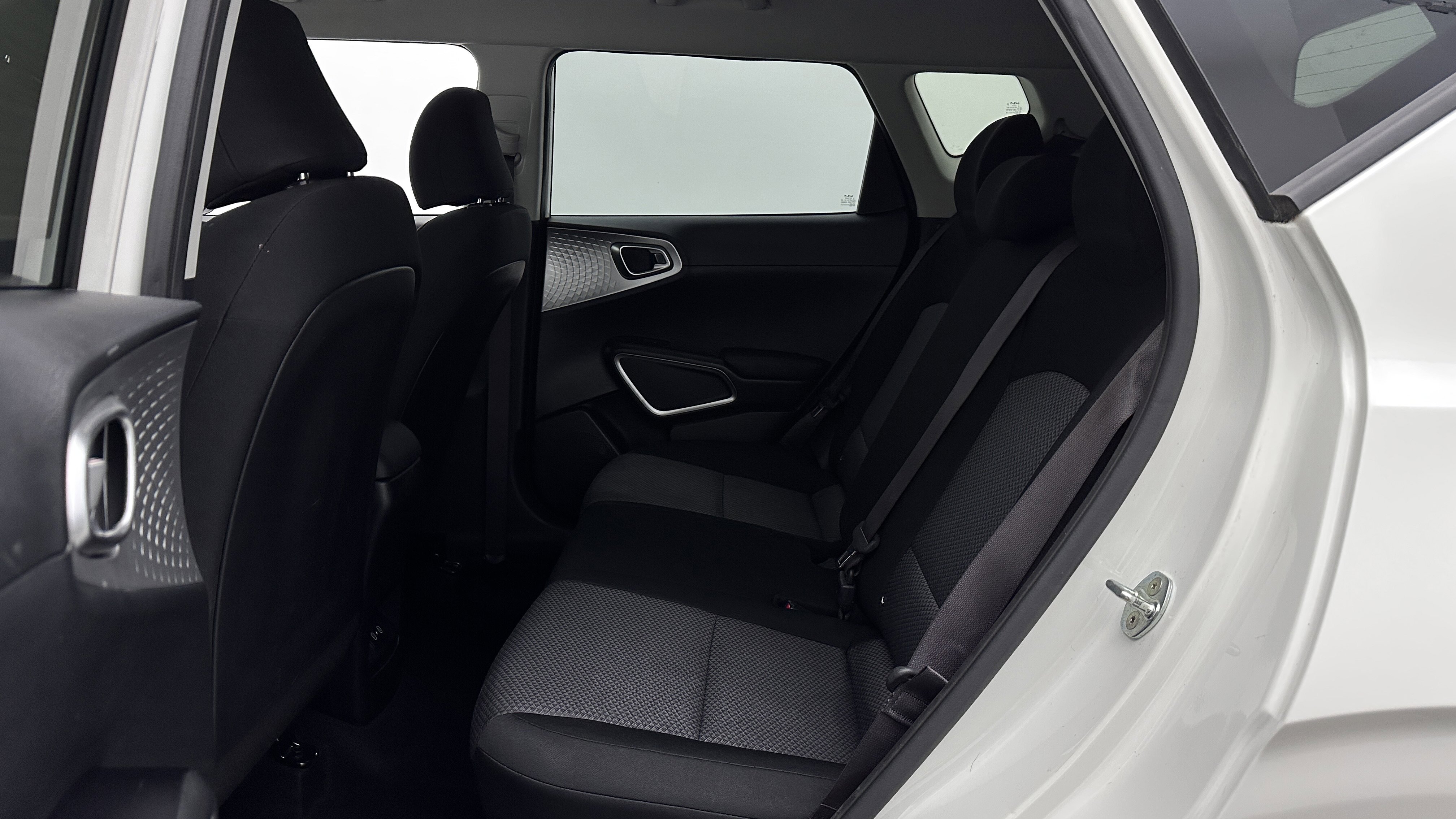 Used 2023 Kia Soul S FWD image 23