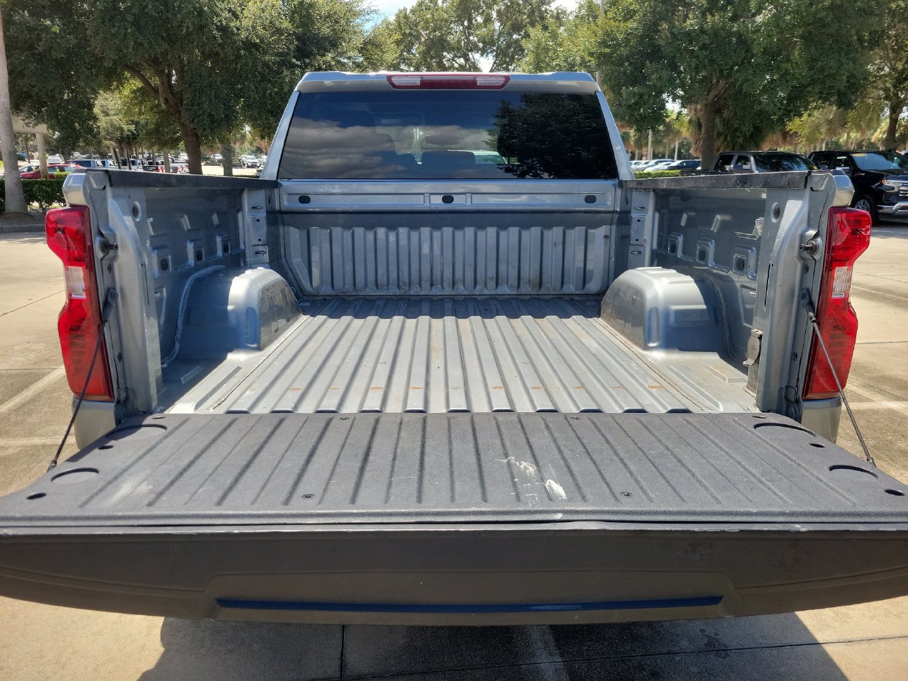 Certified 2024 Chevrolet Silverado 1500 Custom RWD image 8