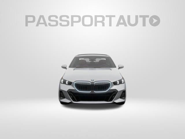 New 2027 BMW 540i xDrive image 3
