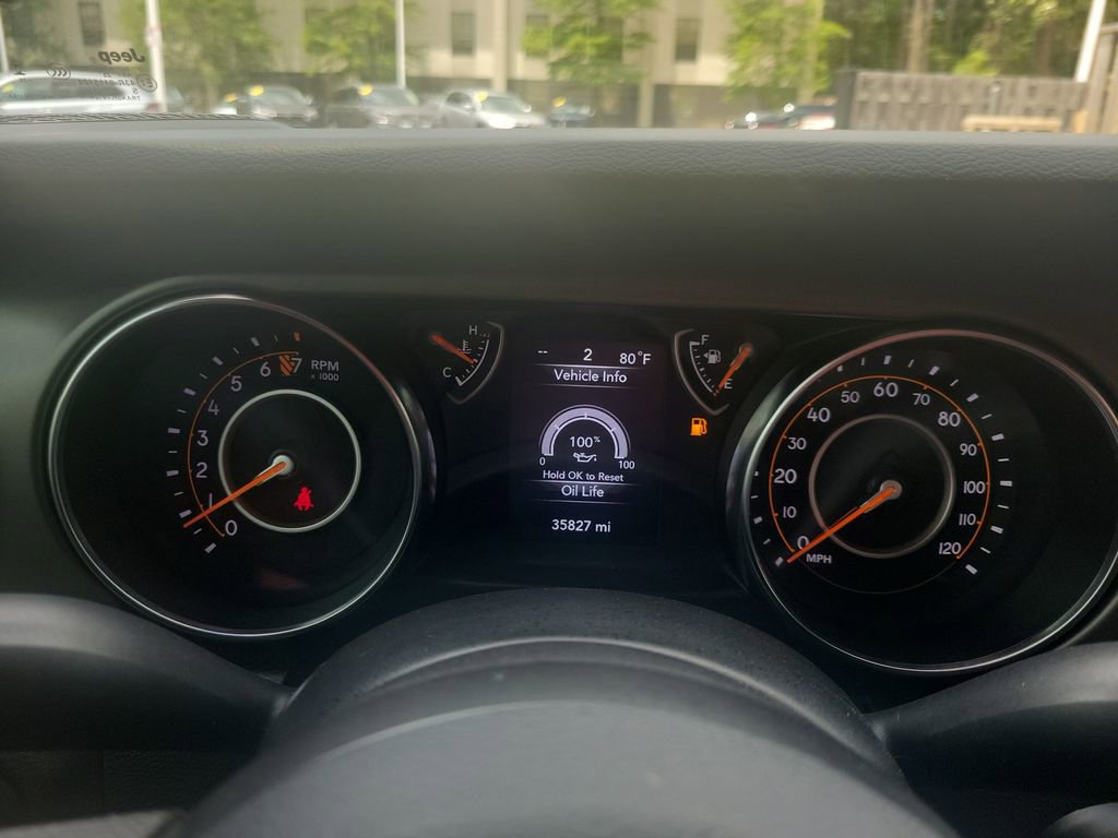 Used 2022 Jeep Wrangler Sport AWD/4WD image 32