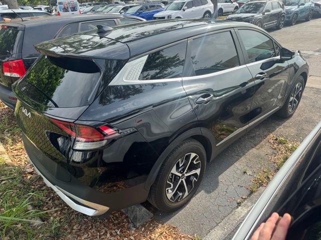 Certified 2024 Kia Sportage EX FWD image 4