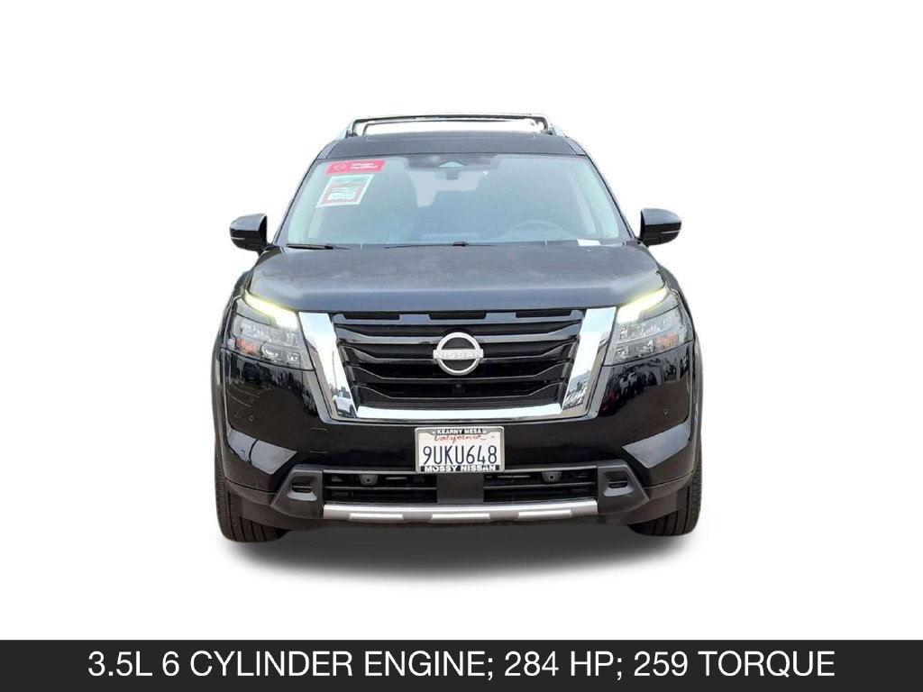 Certified 2025 Nissan Pathfinder Platinum w/ Cargo Package FWD image 4