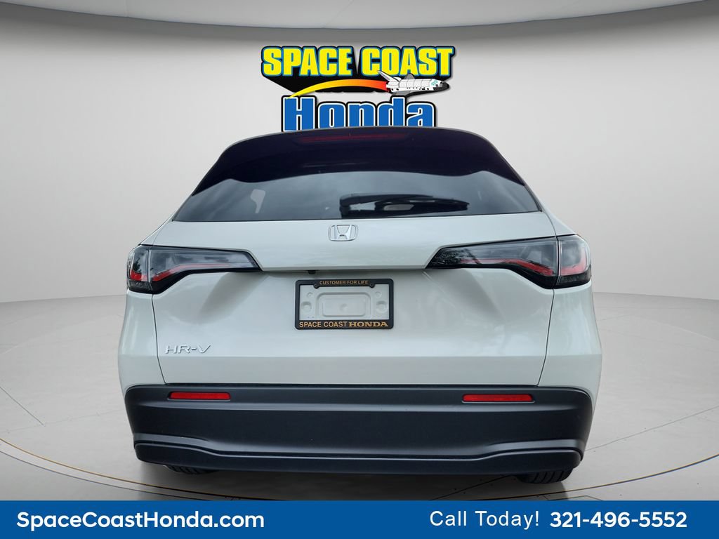 New 2026 Honda HR-V LX image 4