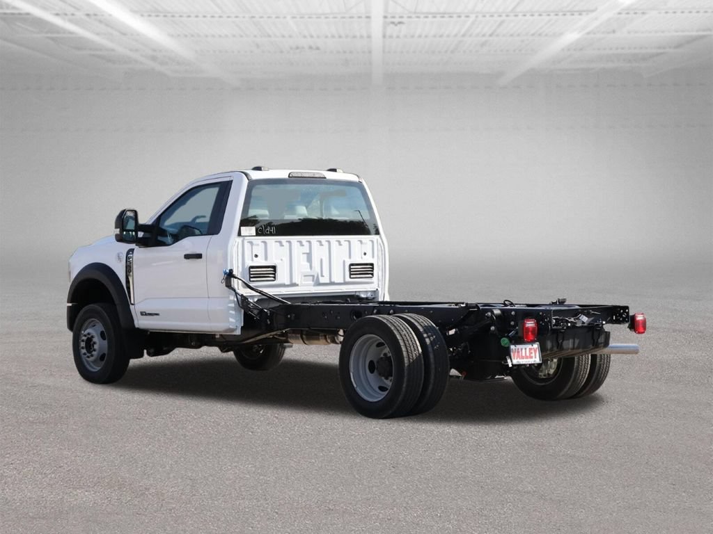 New 2025 Ford F550 4x4 Regular Cab Super Duty image 7