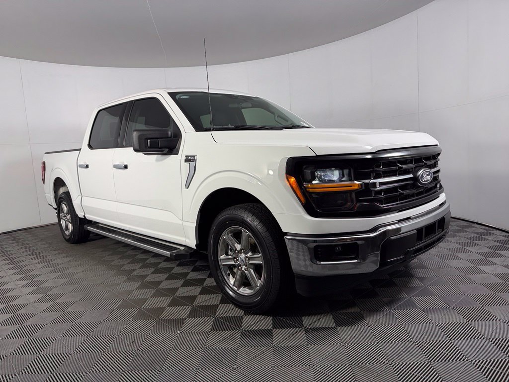Used 2025 Ford F150 XLT w/ Equipment Group 301A Standard RWD image 5