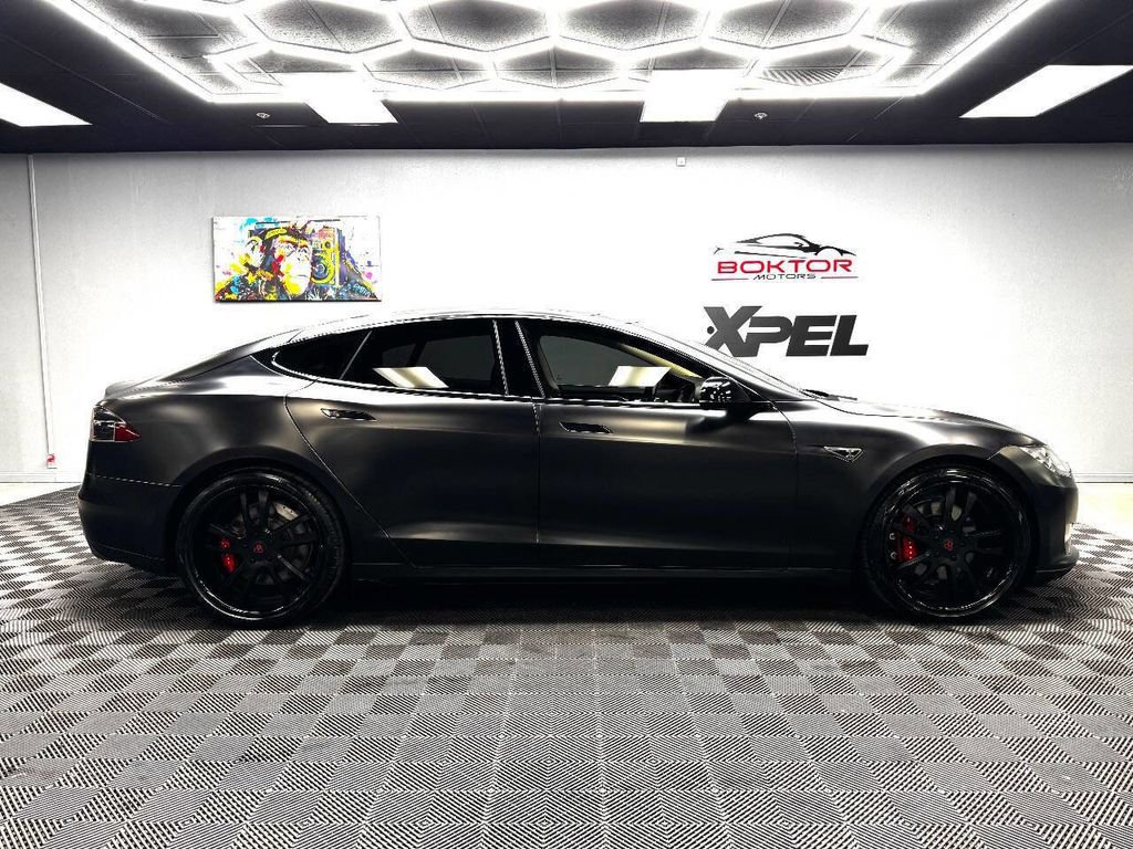Used 2015 Tesla Model S P85D image 17