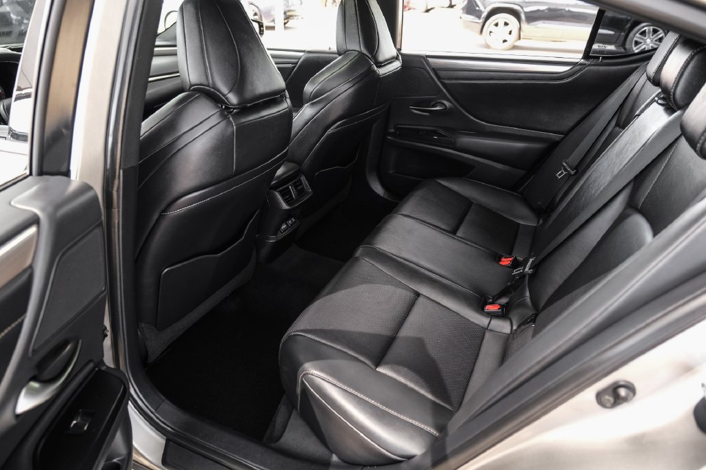 Used 2021 Lexus ES 350 F Sport w/ Accessory Package 2 FWD image 44