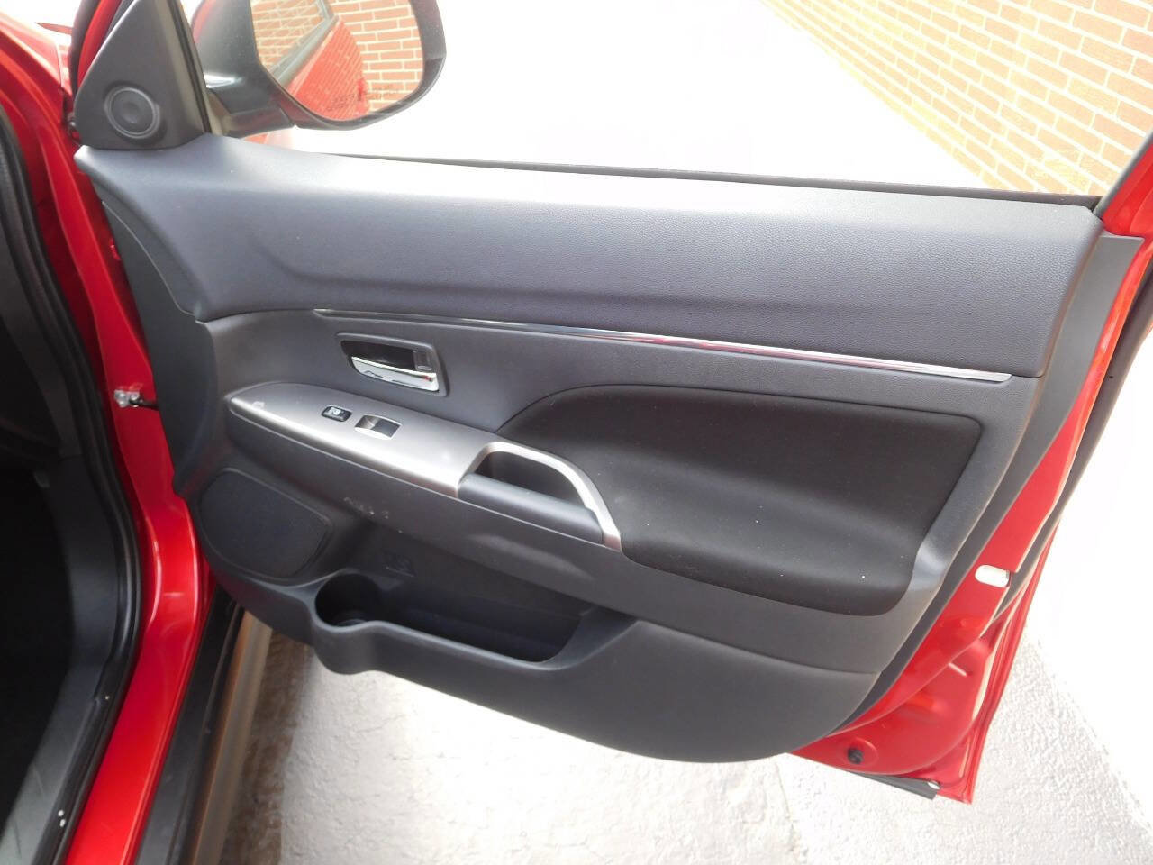 Used 2020 Mitsubishi Outlander Sport SE image 18