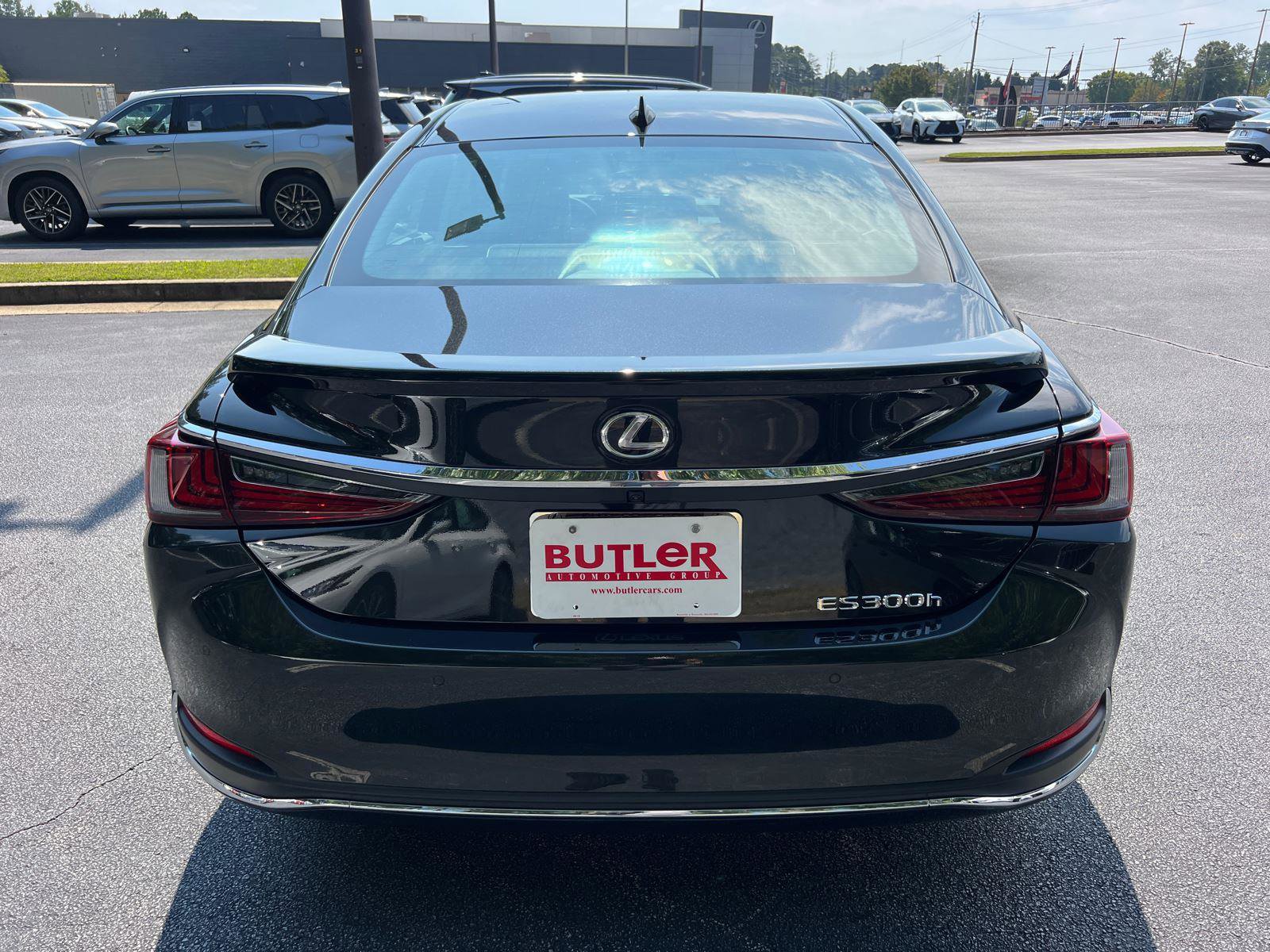 New 2025 Lexus ES 300h w/ Premium Package image 7