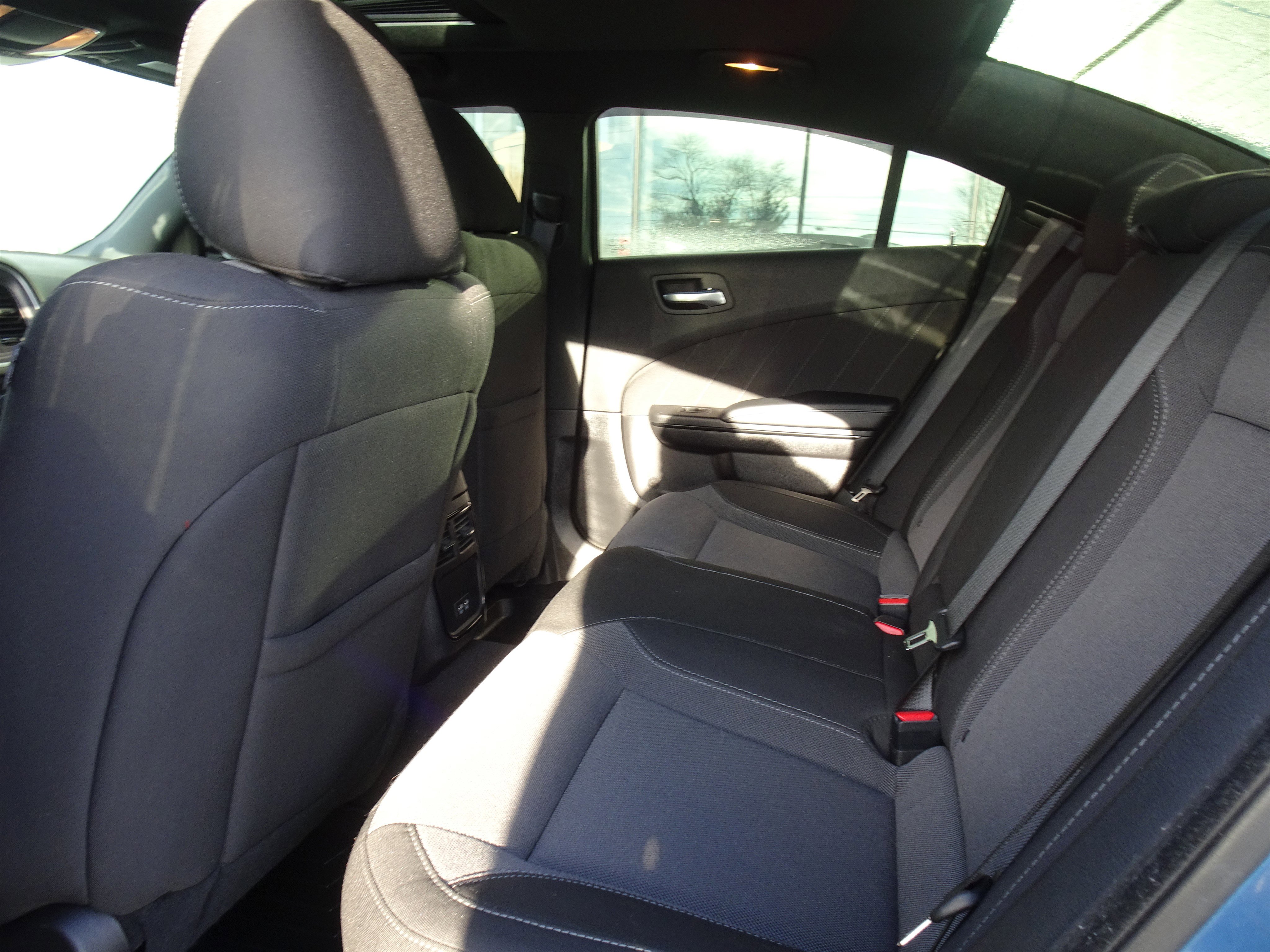 Used 2021 Dodge Charger SXT w/ Blacktop Package image 13