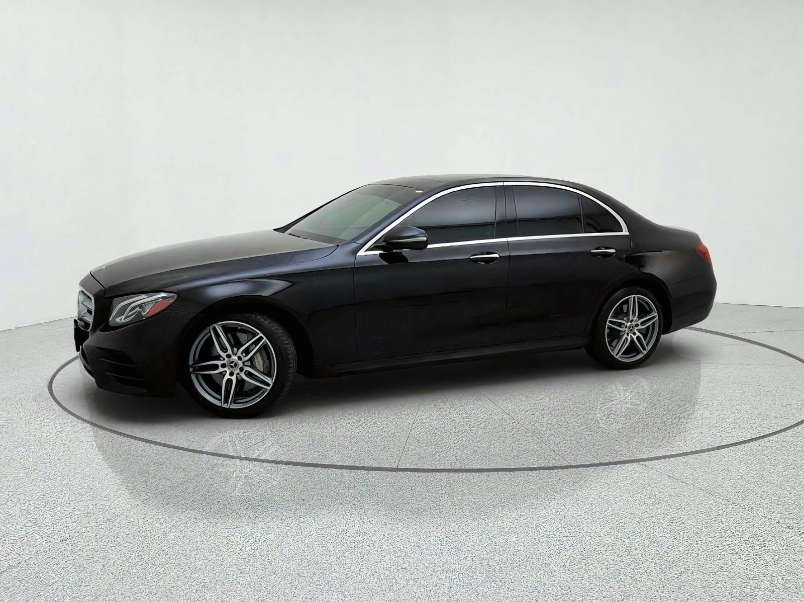 Used 2019 Mercedes-Benz E 450 4MATIC Sedan image 15