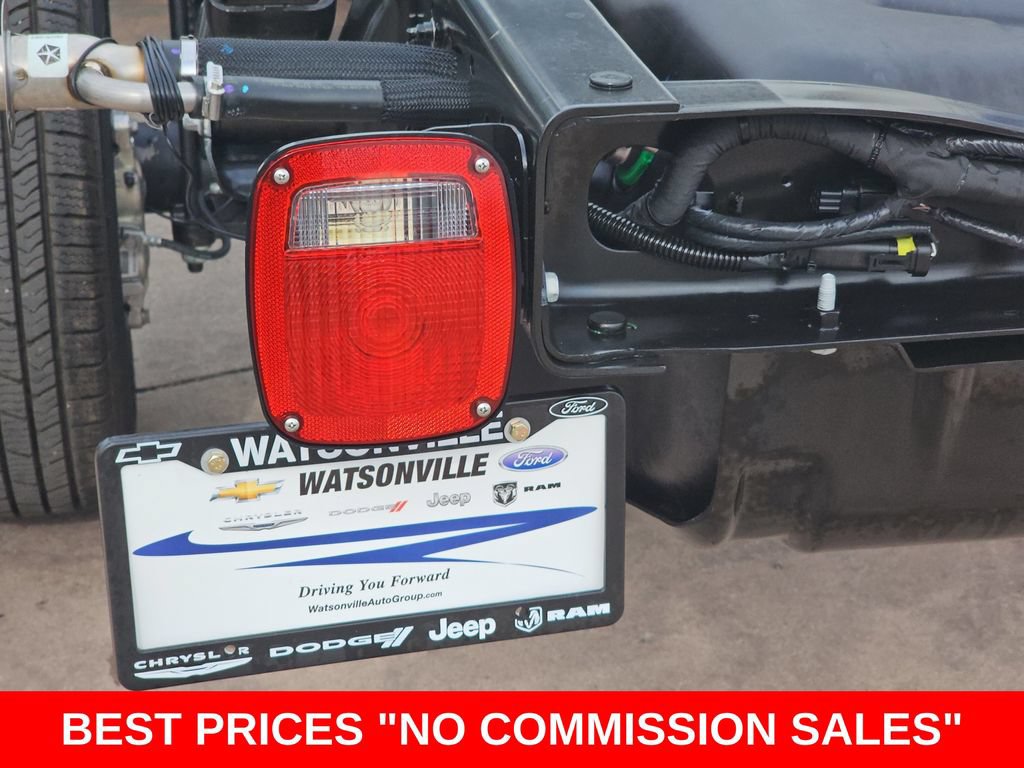 New 2026 RAM 3500 Tradesman AWD/4WD image 40