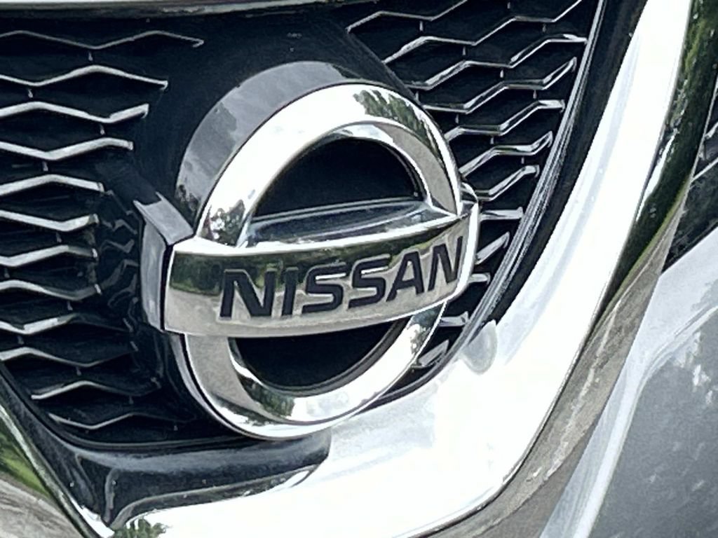 Used 2015 Nissan Rogue SV FWD image 11