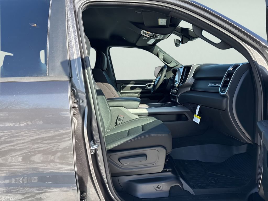 New 2026 RAM 1500 Big Horn w/ Night Edition image 11