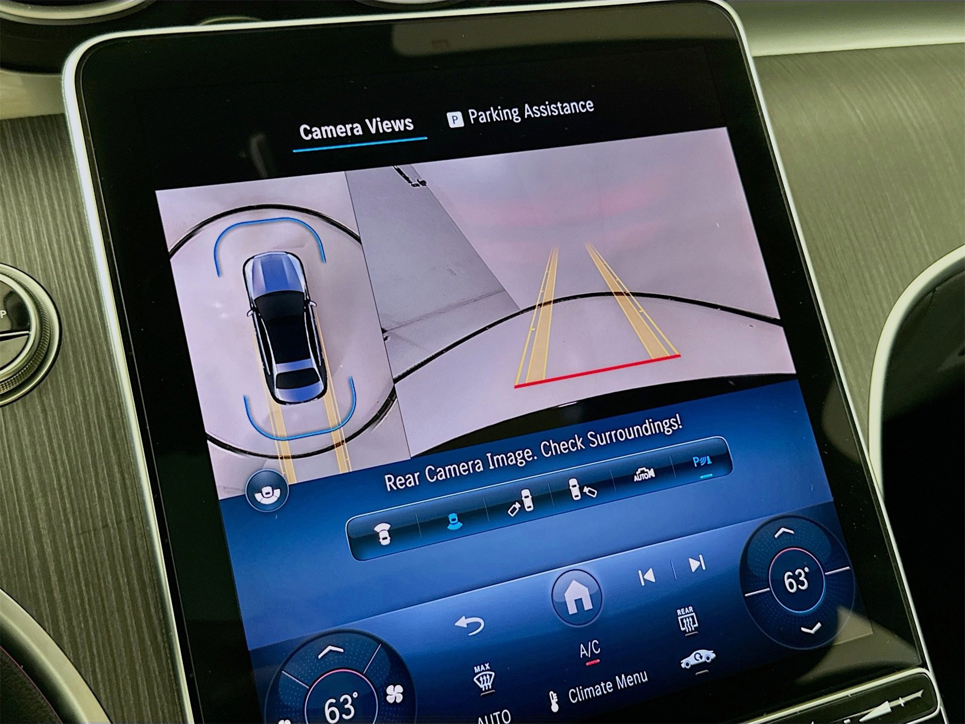 Used 2025 Mercedes-Benz C 300 4MATIC Sedan image 15