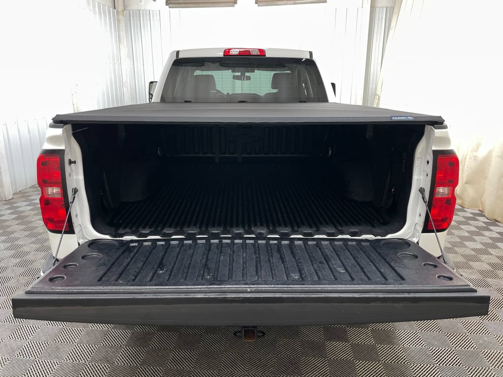Used 2017 Chevrolet Silverado 1500 Custom w/ Custom Convenience Package AWD/4WD image 36