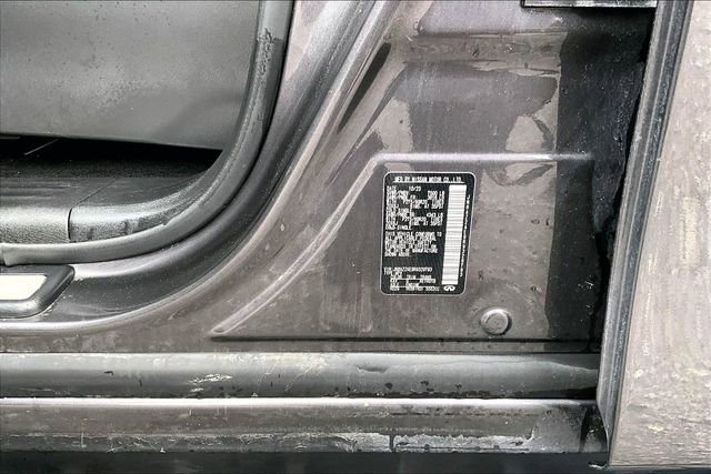 Used 2024 INFINITI QX80 Luxe image 16