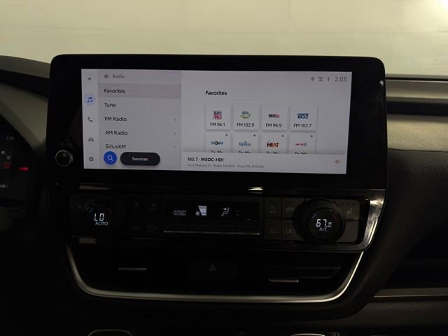 Used 2025 Toyota Grand Highlander AWD image 22