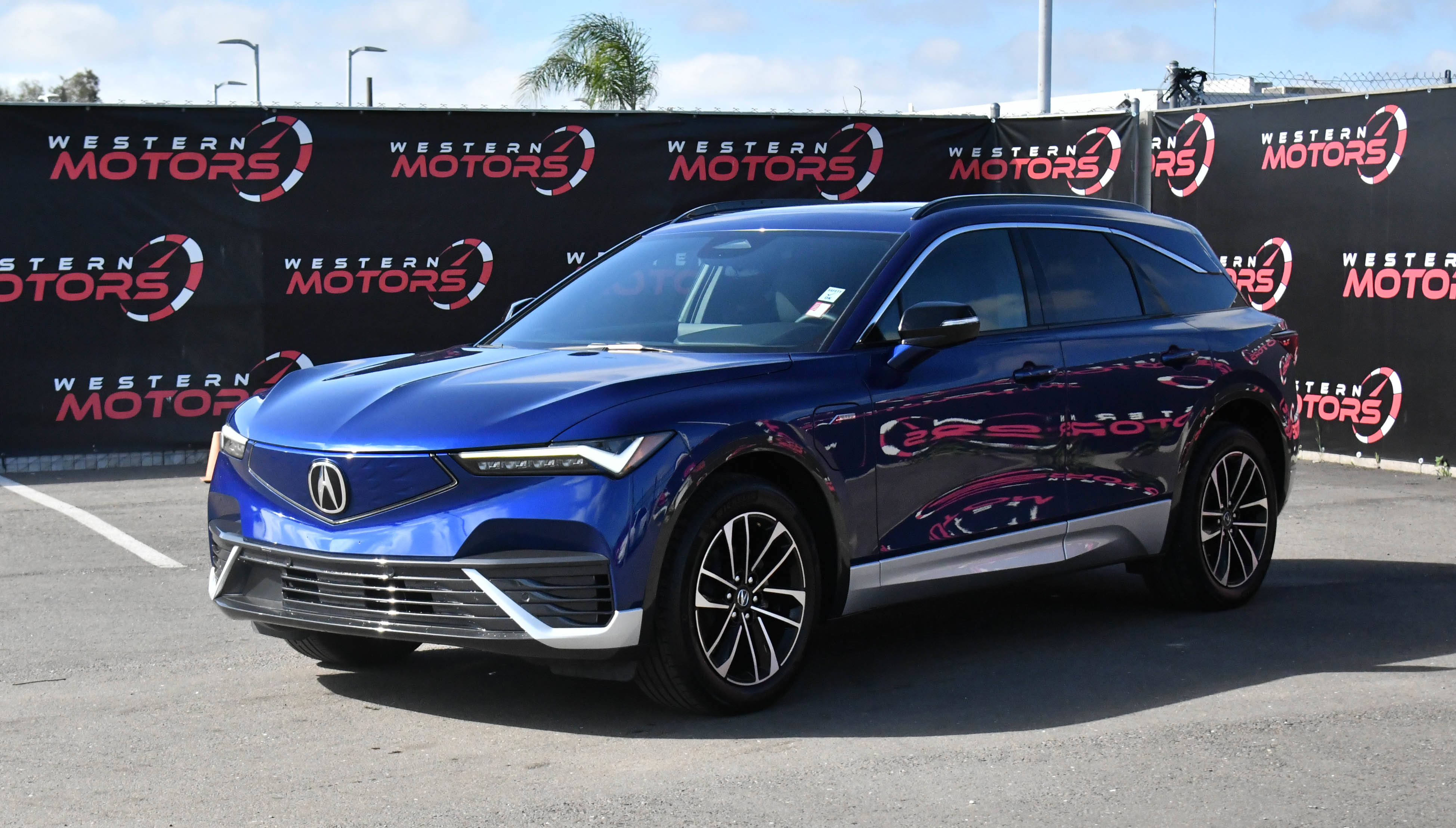 Used 2024 Acura ZDX A-Spec image 3