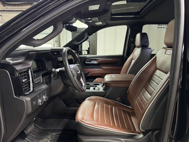 Certified 2024 GMC Sierra 3500 Denali Ultimate AWD/4WD image 16