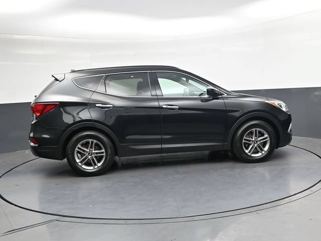 Used 2017 Hyundai Santa Fe Sport w/ 2.4L Tech Package 04 AWD/4WD image 3