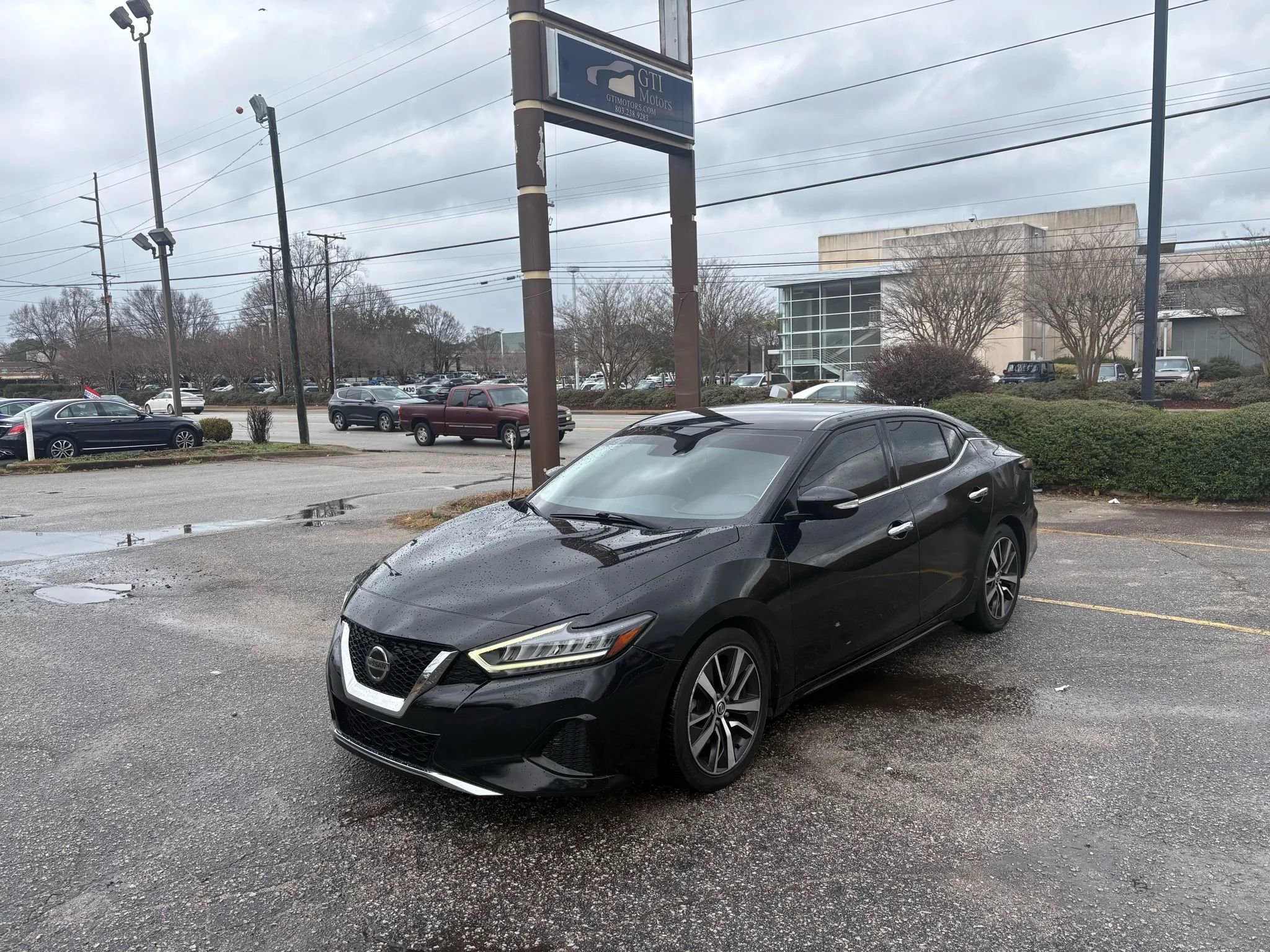 Used 2022 Nissan Maxima SV w/ Floor Mat Group FWD image 1
