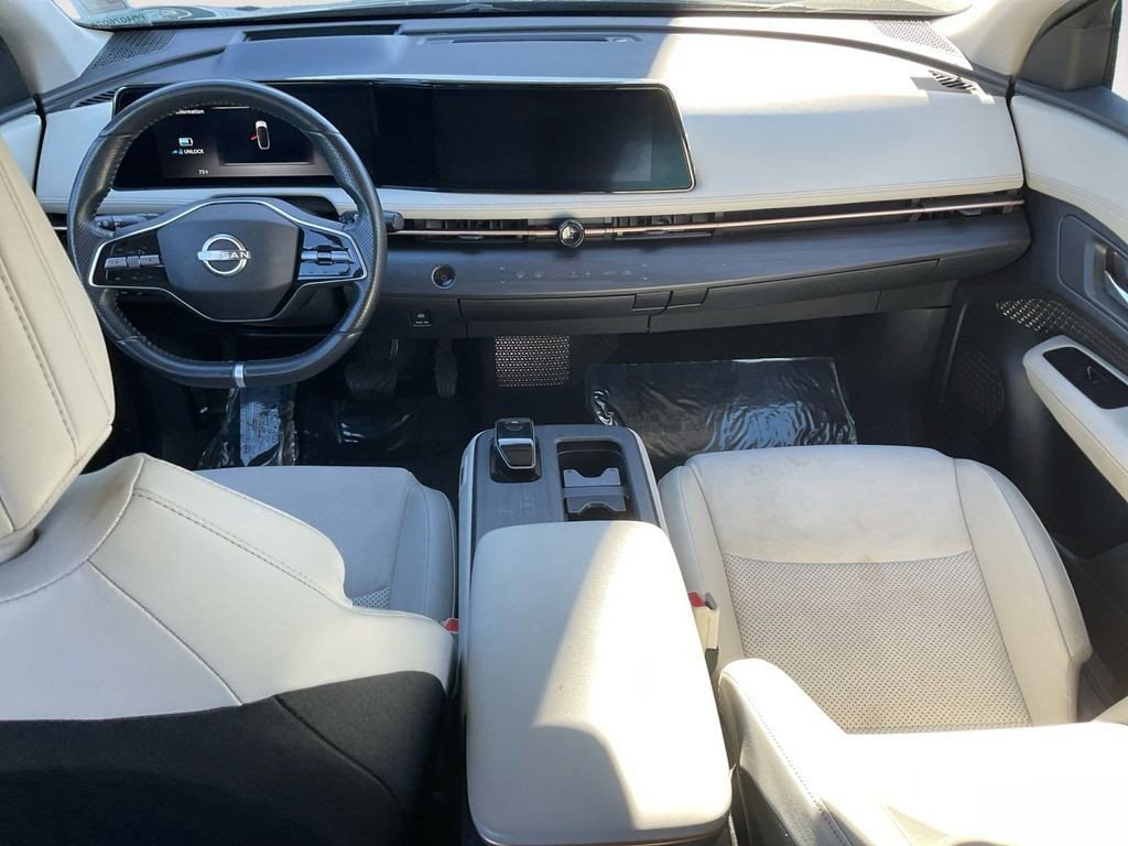 Used 2023 Nissan Ariya FWD image 29