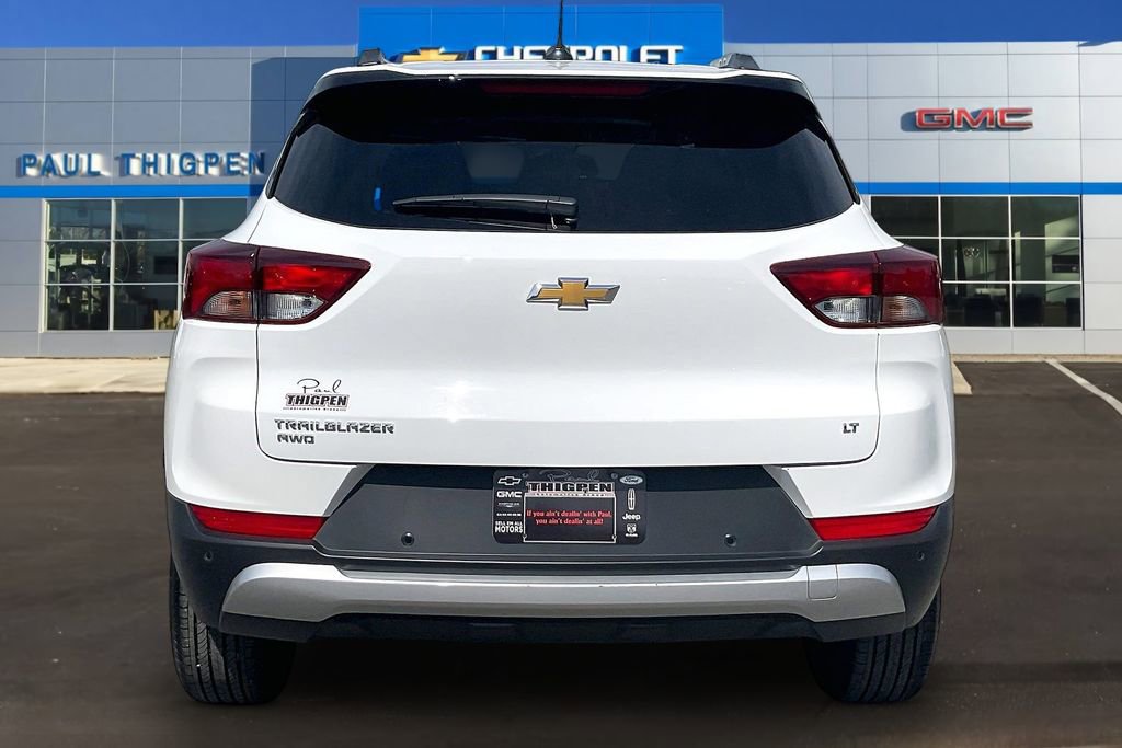 Used 2025 Chevrolet TrailBlazer LT w/ Driver Confidence Package AWD/4WD image 5