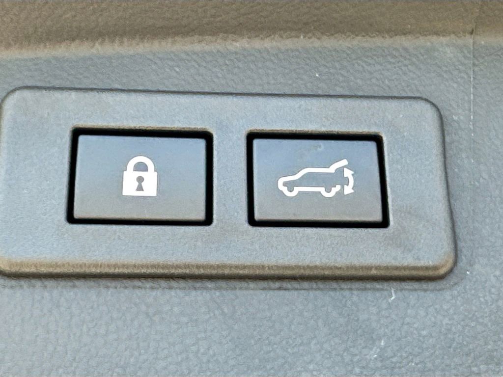 Used 2023 Subaru Outback Touring image 34