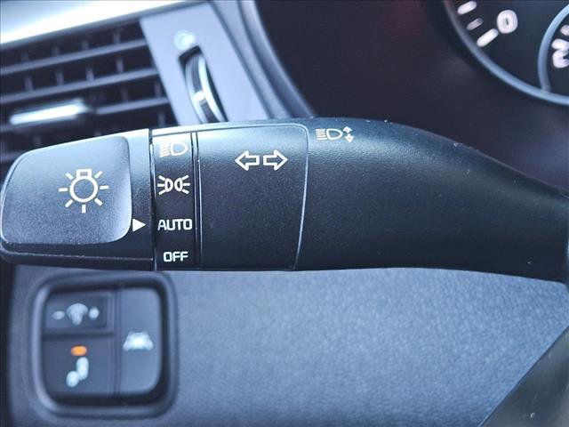 Used 2019 Kia Optima LX image 16