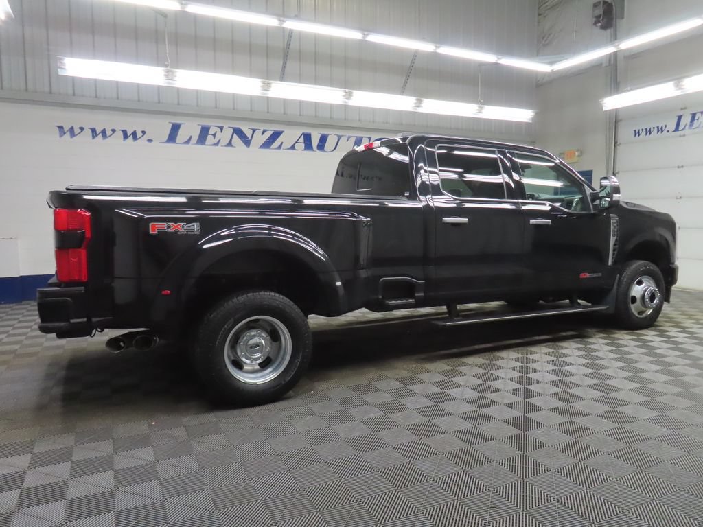 Used 2025 Ford F350 Platinum w/ Platinum Plus Package AWD/4WD image 5