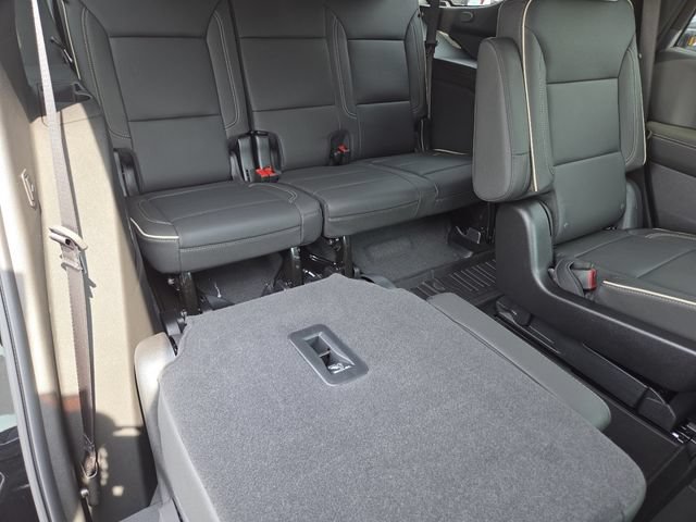 New 2026 GMC Yukon Elevation w/ Elevation Premium Package AWD/4WD image 25