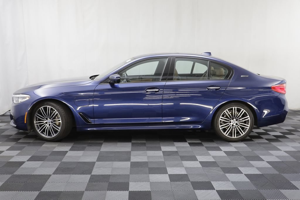 Used 2018 BMW 530e xDrive AWD/4WD image 4