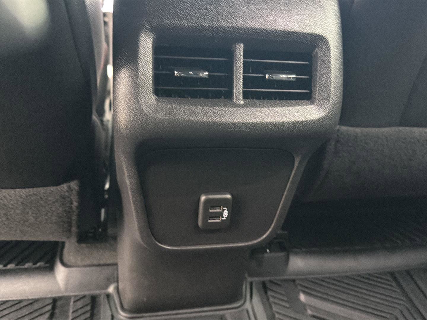 Used 2024 Chevrolet Equinox RS image 27