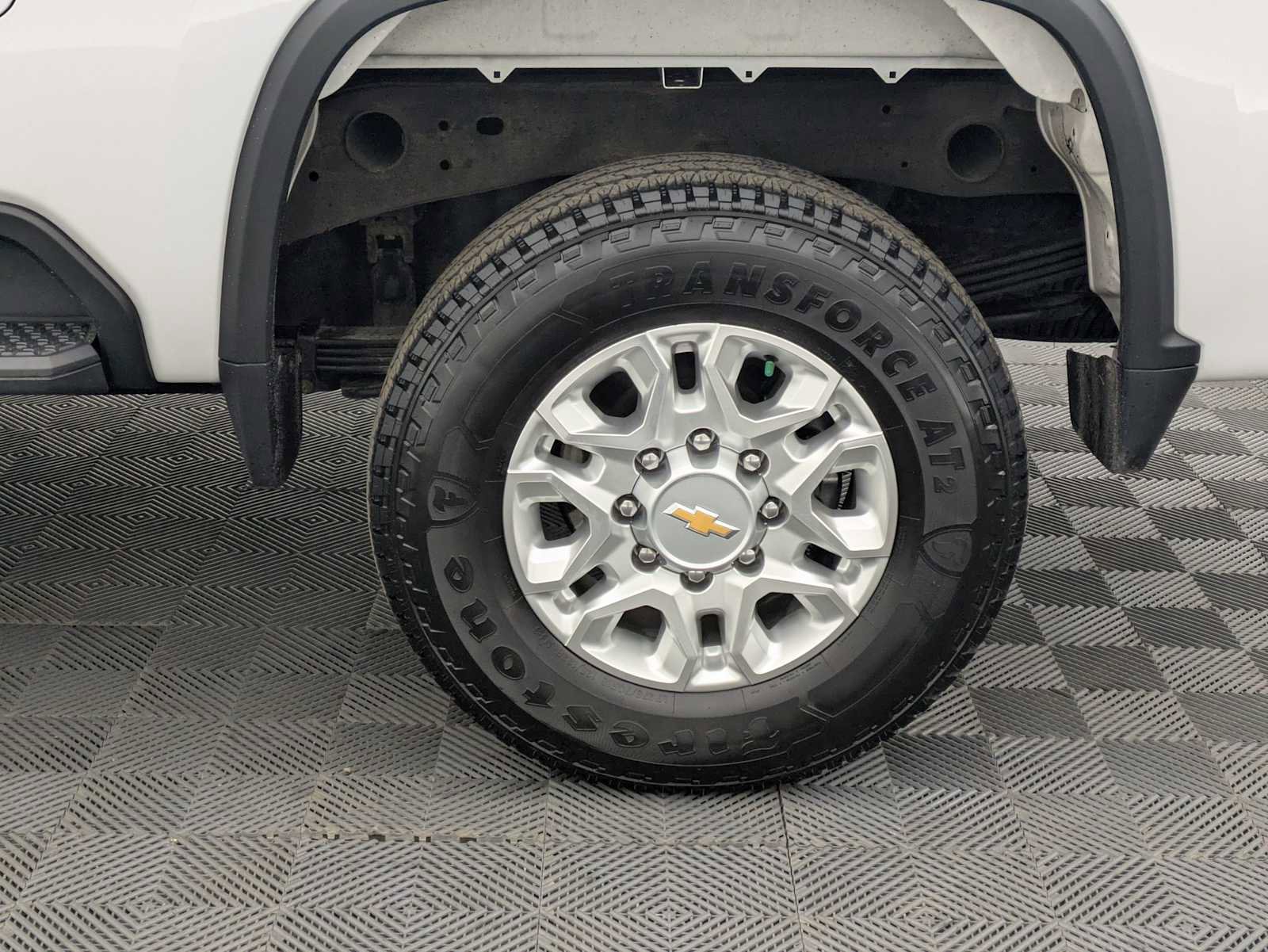 Used 2022 Chevrolet Silverado 2500 LT w/ Fleet Comfort Package image 16