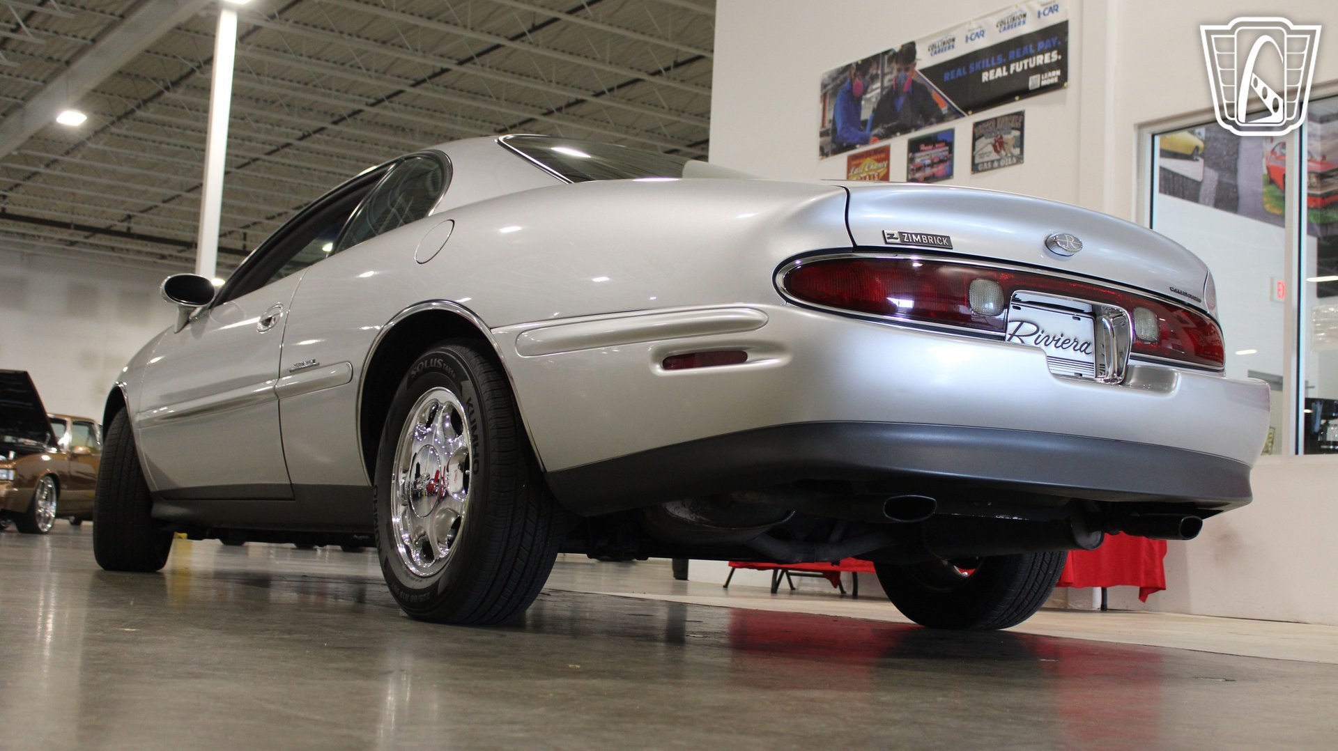 Used 1999 Buick Riviera Supercharged Coupe FWD image 25