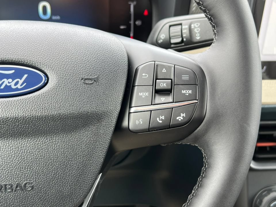 Used 2026 Ford Maverick Lariat w/ 4K Tow Package AWD/4WD image 21