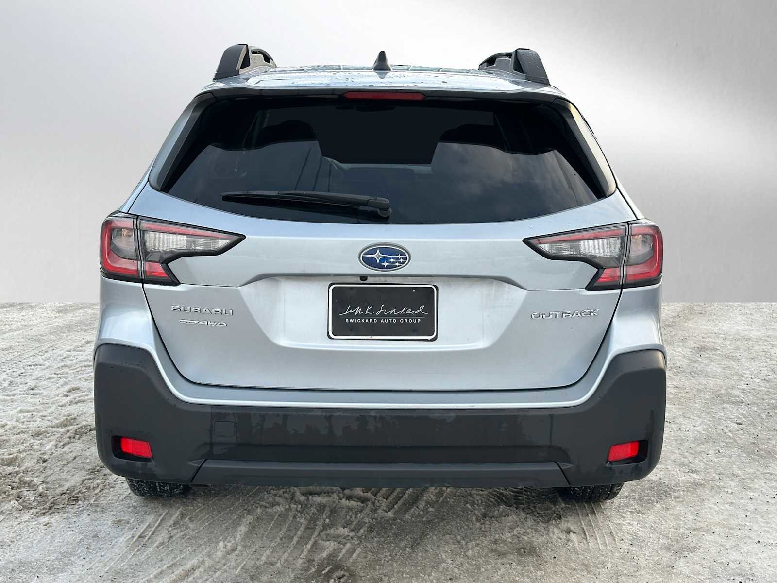 Used 2024 Subaru Outback Premium image 4