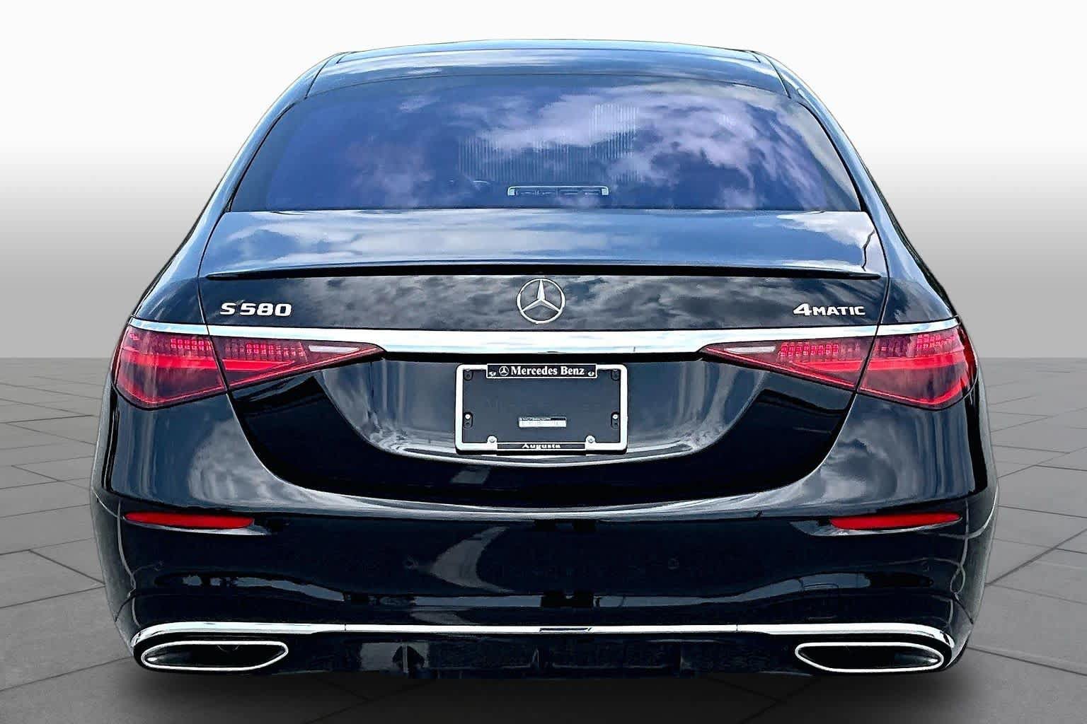 Used 2024 Mercedes-Benz S 580 4MATIC Sedan image 5